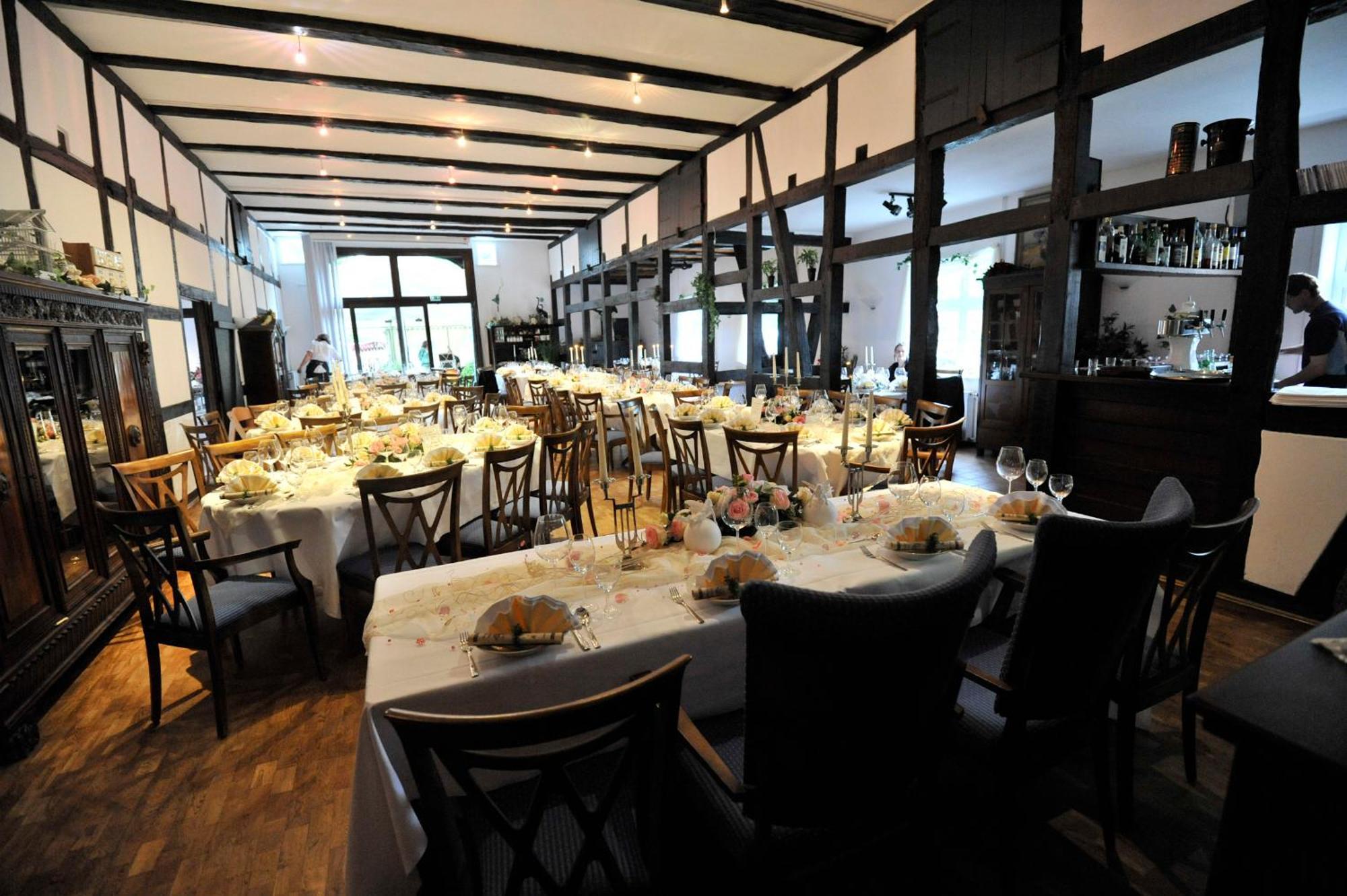 Avoessel Hotel Küsten Екстериор снимка